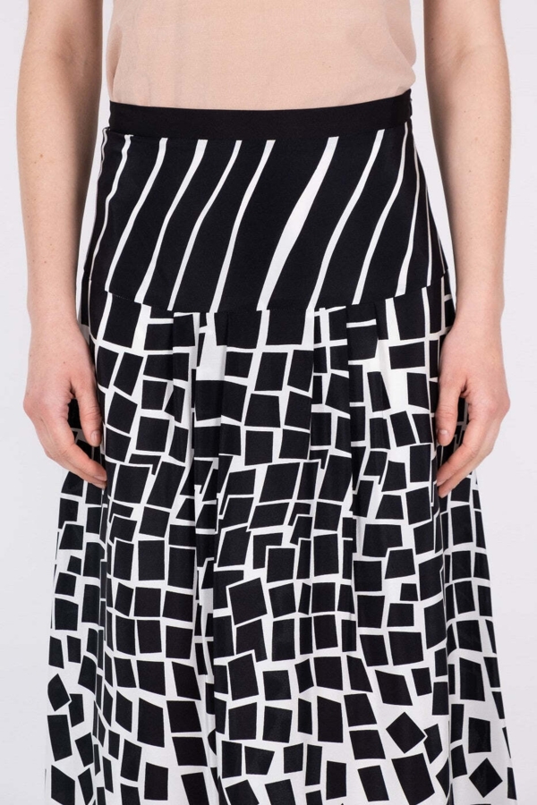 Silke nederdel ROMBERTA